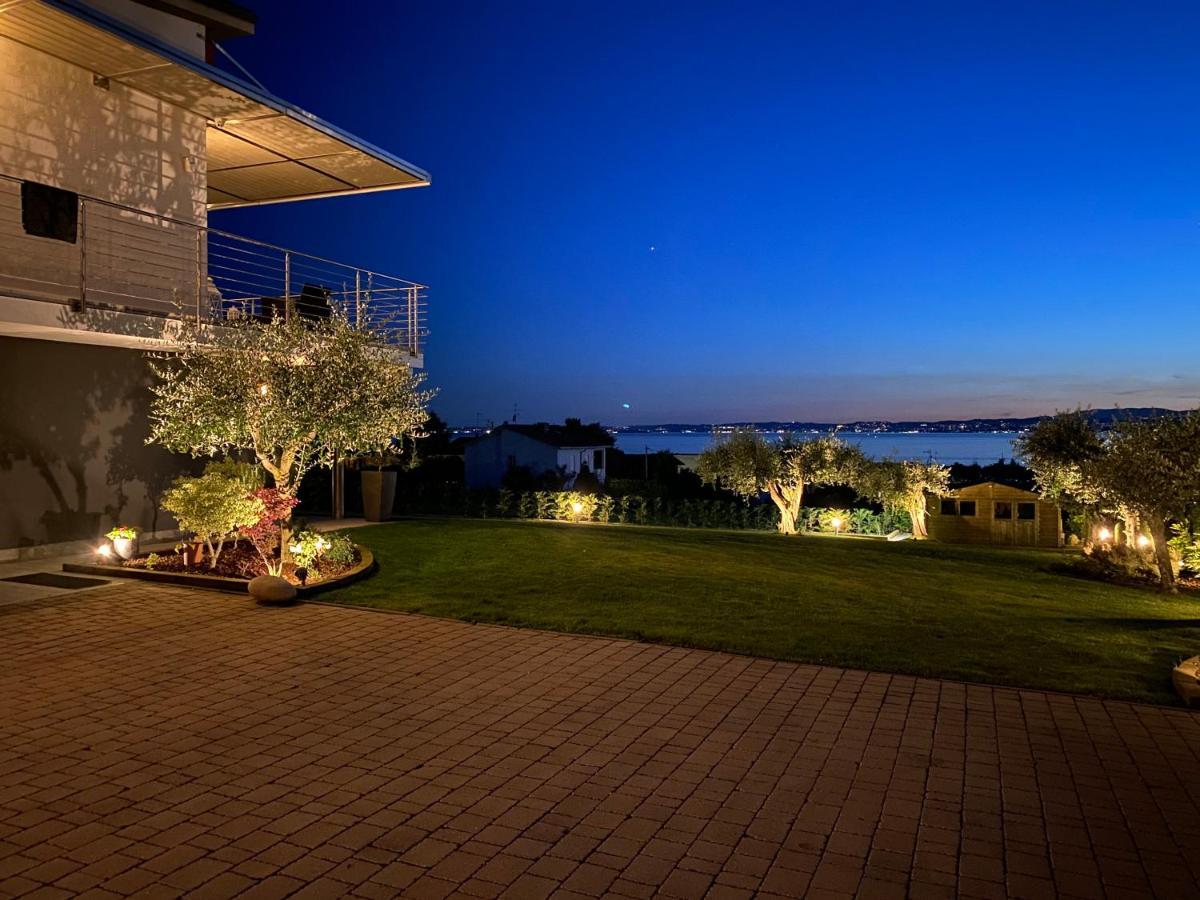 Lhv Garda Lake - Private Pool And Spa باردولينو المظهر الخارجي الصورة